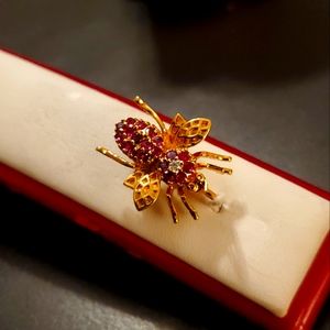 925 Garnet And Diamond Bumblebee Brooch/Pendant